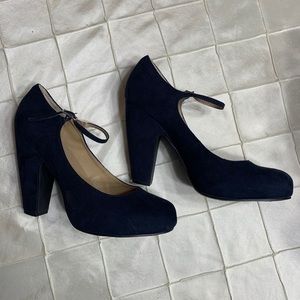 Navy Mary Jane block heel